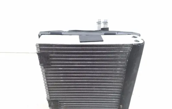 Nissan Pathfinder R51 Heater blower radiator