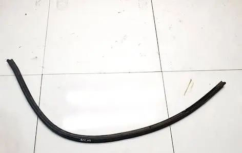 Seat Exeo (3R) Engine compartment rubber 8e0823723b