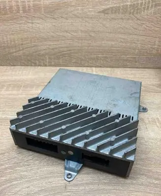 BMW 5 E39 Sound amplifier 8362174 040363