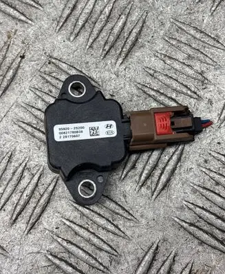 KIA Optima Airbag deployment crash/impact sensor 959202S200 228170607