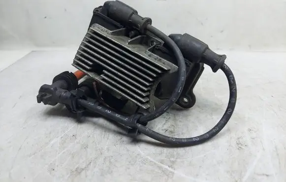 Audi A4 S4 B5 8D High voltage ignition coil 058905105AKAS 058905105A