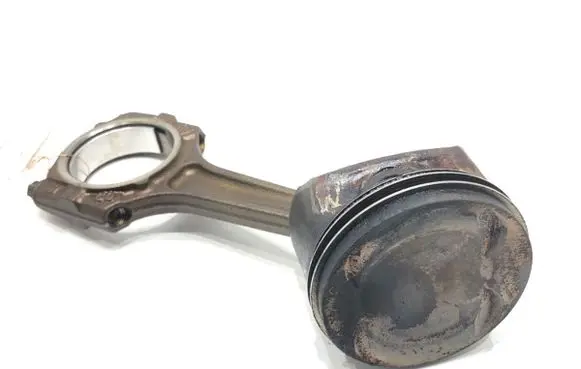 Opel Corsa E Piston with connecting rod 