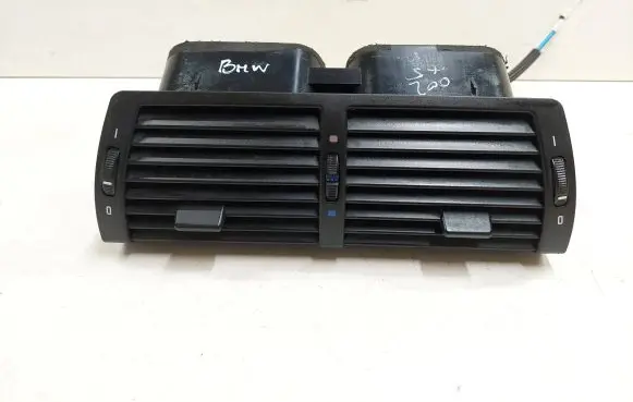 BMW X5 E53 Dash center air vent grill 64228402221 8402221