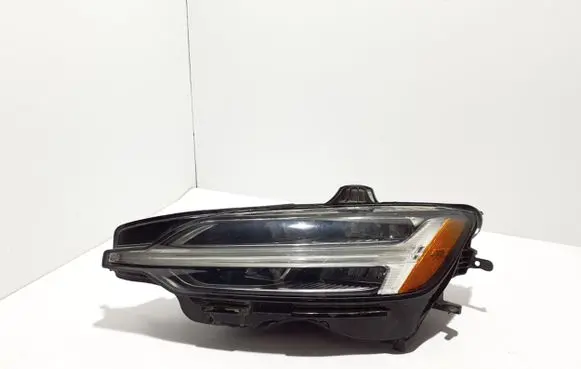 Volvo S60 Headlight/headlamp 32338009