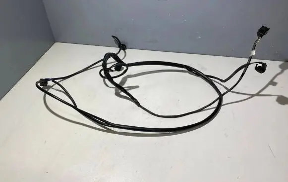 Volvo XC90 Parking sensor (PDC) wiring loom 08690442