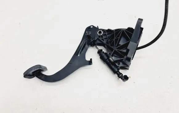Clutch pedal