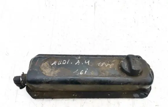 Audi A4 S4 B5 8D Rocker cam cover 