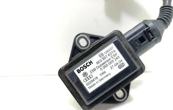Volkswagen PASSAT B5.5 ESP acceleration yaw rate sensor 8E0907637A
