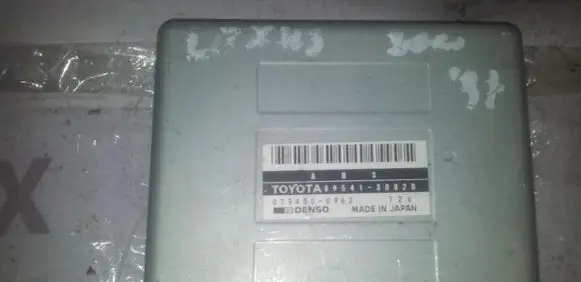 Lexus SC 300 - 400 Other control units/modules 8954130020