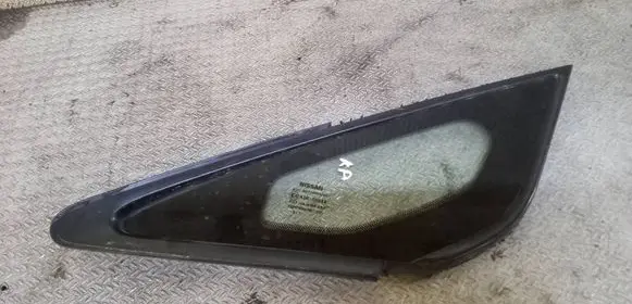 Nissan Note (E12) Front triangle window/glass