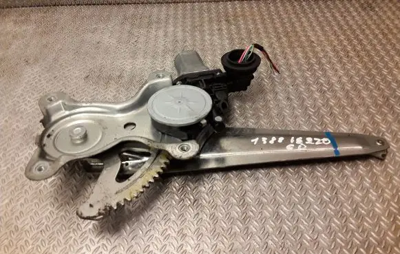 Lexus IS 220D-250-350 Rear window lifting mechanism without motor 8572058010