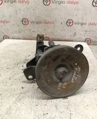 Nissan Terrano Power steering pump 7F700 2Z257016