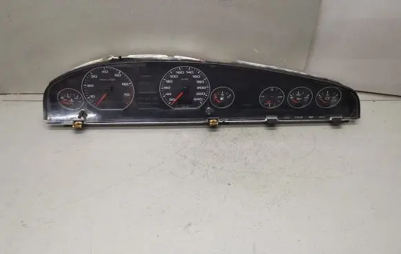 Audi A6 S6 C4 4A Speedometer (instrument cluster) 4A1919033HA