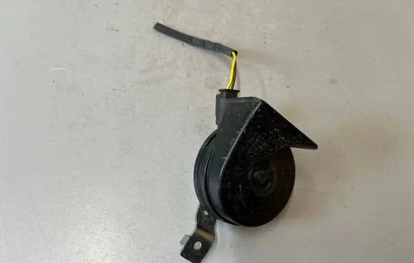 Mercedes-Benz EQE v295 Horn signal A2975422600