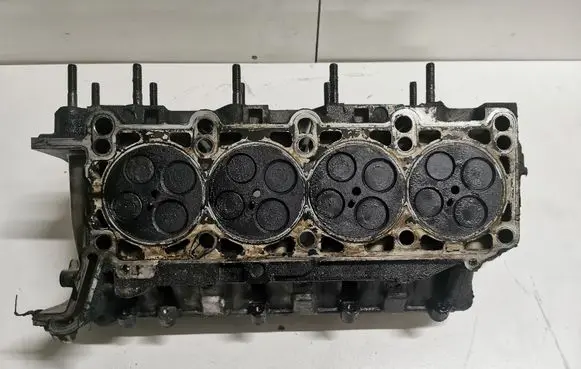 Audi A8 S8 D3 4E Engine head 374B057