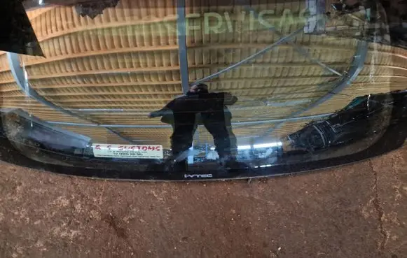 Honda FR-V Rear windscreen/windshield window 