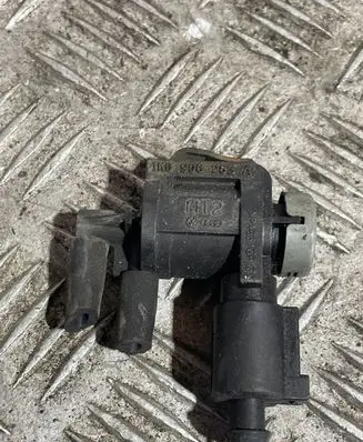 Audi A4 S4 B8 8K Turbo solenoid valve 1K0906283A
