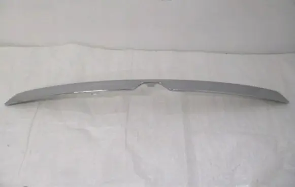 Dacia Dokker Front bumper upper radiator grill 623822722R