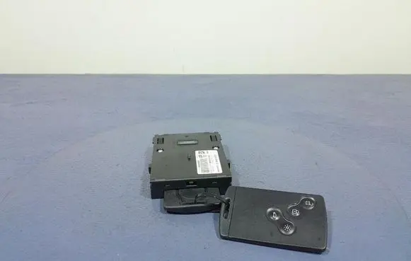Renault Megane III Ignition lock 285909828R