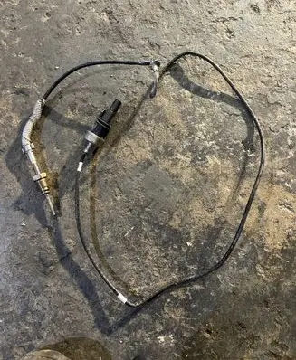 Volkswagen Arteon Exhaust gas temperature sensor 06K919529F