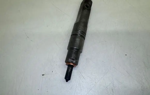 Volvo S70 V70 V70 XC Fuel injector 074130201Q