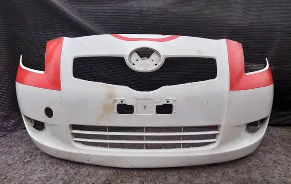 Toyota Yaris Front bumper 5211900130