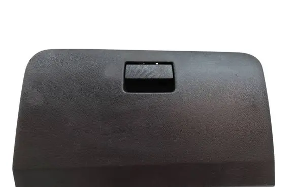Suzuki Baleno IV Glove box 