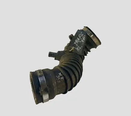 Renault Trafic II (X83) Intercooler hose/pipe