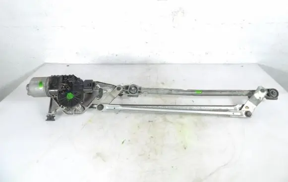 Ford Focus C-MAX Front wiper linkage and motor 4M5117504AB