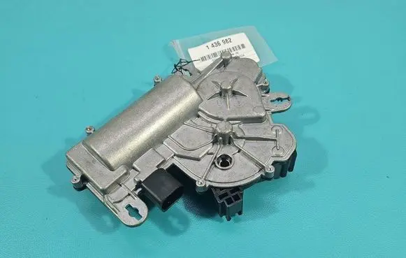 Skoda Superb B8 (3V) Tailgate/trunk/boot lock/catch/latch 5TA827887A IMPRK1436982