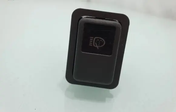 Honda CR-V Fog light switch M98231