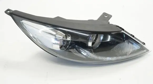 KIA Sportage Headlight/headlamp 921023U310ACR 921023U310