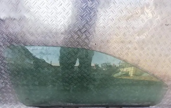 Renault Twingo I Front door window glass four-door