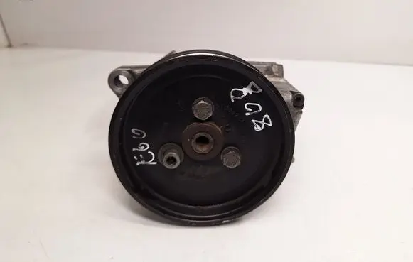 BMW 5 E60 E61 Power steering pump 6780848 32416780848