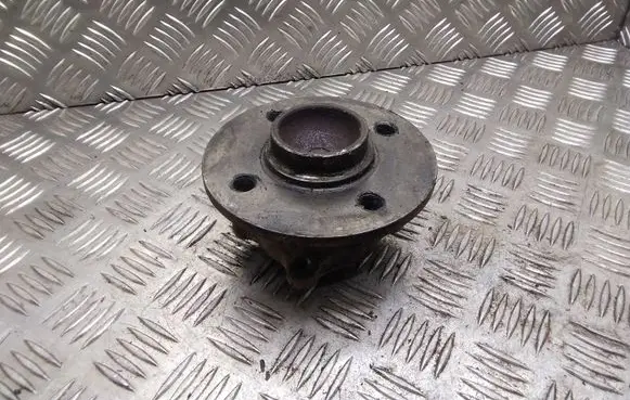 Mini One - Cooper Coupe R56 Rear wheel hub