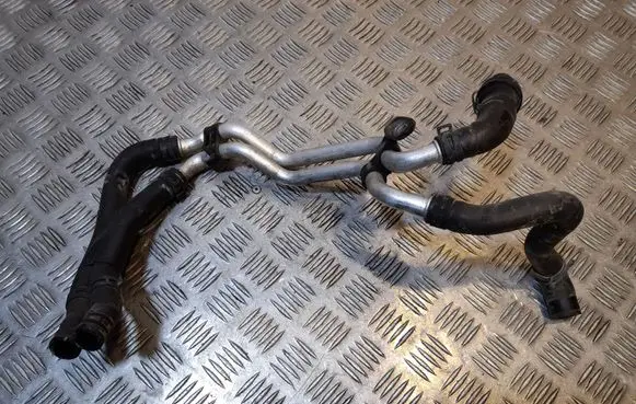 Audi A4 S4 B9 Engine coolant pipe/hose 8W0121400B 8W0122448A