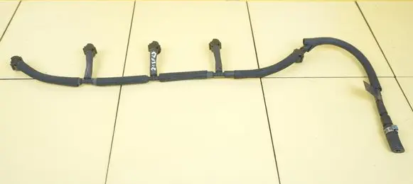 Volvo V60 Fuel line pipe 0445130003 D5204T3 PRZELEWY