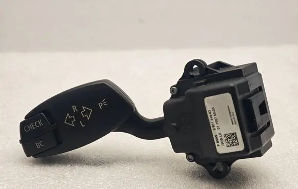 BMW 5 E60 E61 Indicator stalk 6951349 0110675005 SN90071070640376