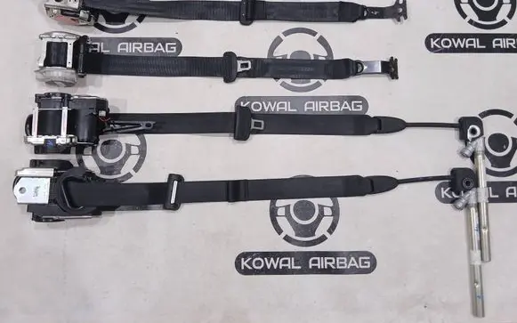 Volkswagen PASSAT B9 Set of seat belts 