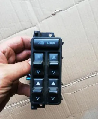 Jeep Grand Cherokee Quarter vent window switch 