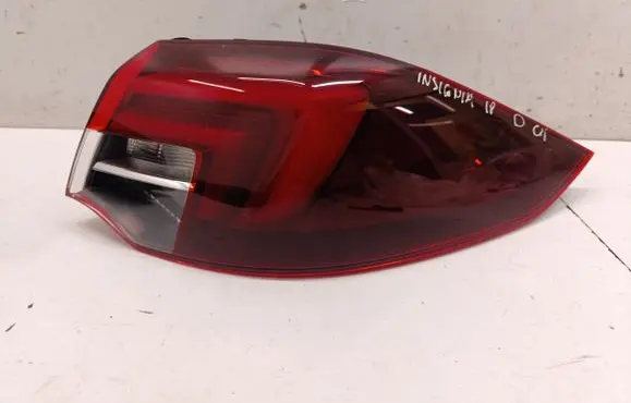 Opel Insignia B Rear/tail lights 39125832