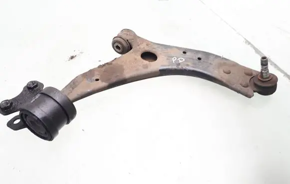 Volvo V50 Front lower control arm/wishbone