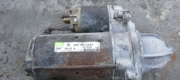 Mercedes-Benz E W211 Starter motor A0051511301