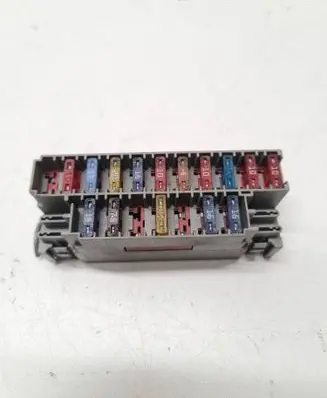 Volvo S60 Fuse module 8622520