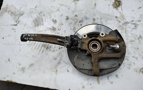 Mercedes-Benz ML W164 Front wheel hub spindle knuckle 