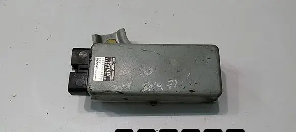 Lexus GS 300 400 430 Engine control unit/module 8957030180