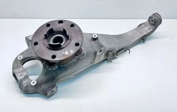 Volkswagen Touareg II Front wheel hub 7P0407246B 7P0498287