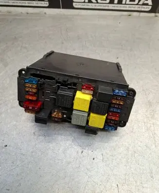 Mercedes-Benz C W203 Fuse box set 0025459401 5DK00797330