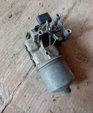 Audi A4 S4 B7 8E 8H Wiper motor 8e2955119a