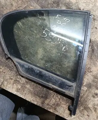 BMW 5 F10 F11 Rear vent window glass DOT682M3240AS2 E000199 43R001582